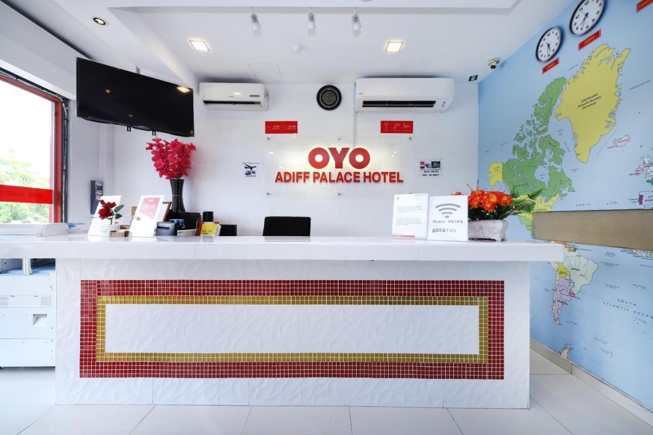 Super Oyo 414 Adiff Palace Hotel Сепанг Экстерьер фото